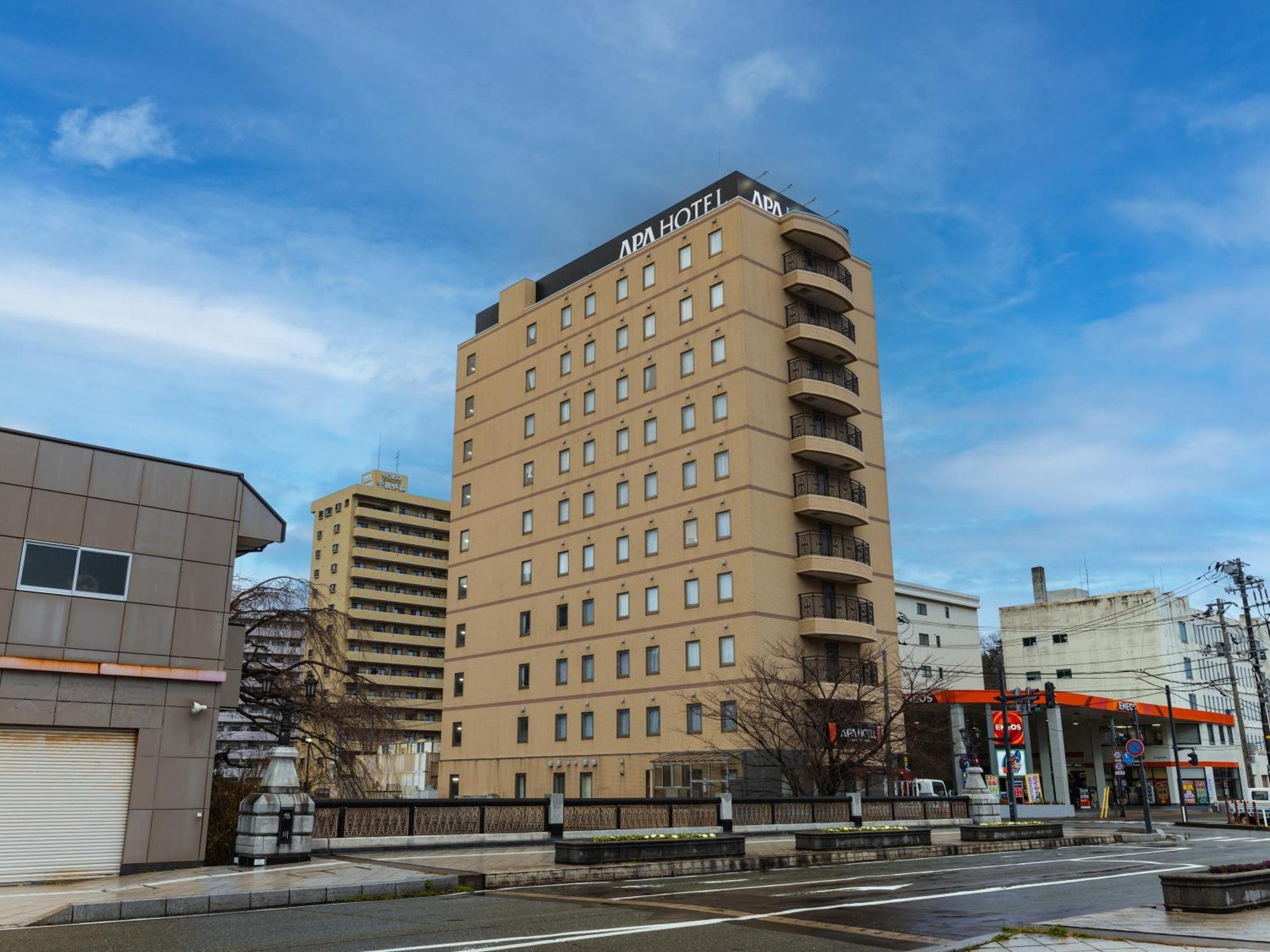 Apa Hotel Akita Senshu Koen Bagian luar foto